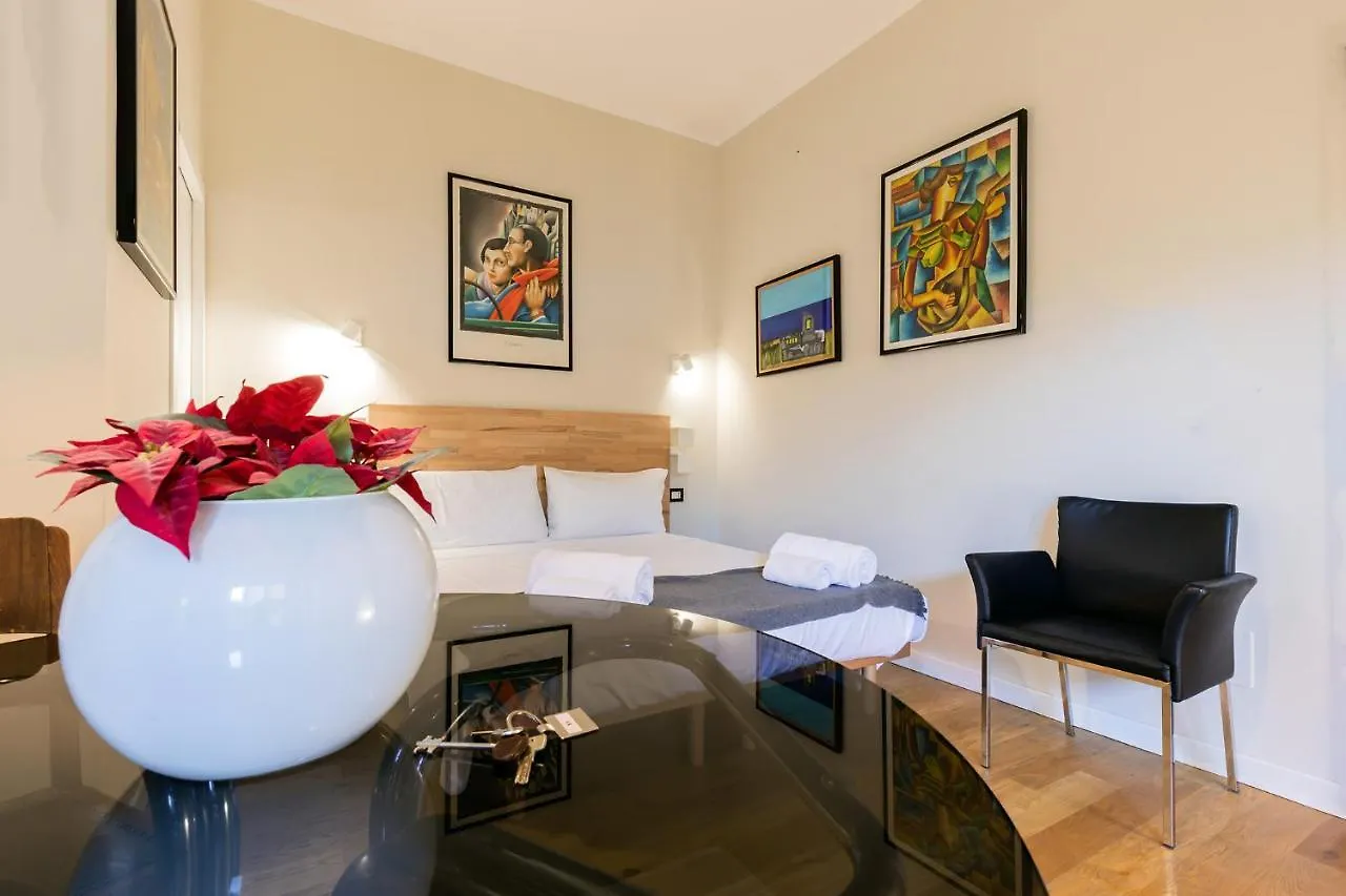 Appartamento Milan Retreats Repubblica 0*,  Italia
