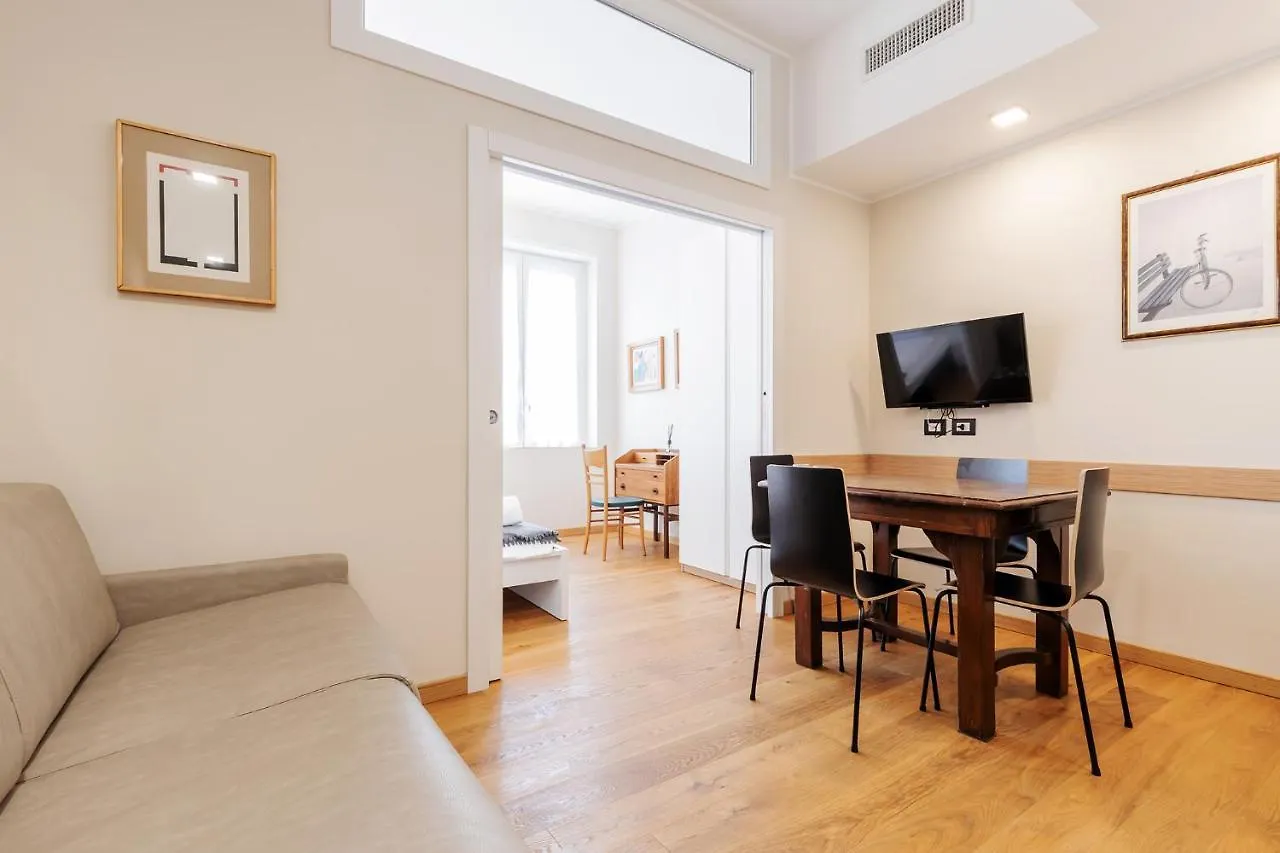Milan Retreats Cadorna Duomo Apartment