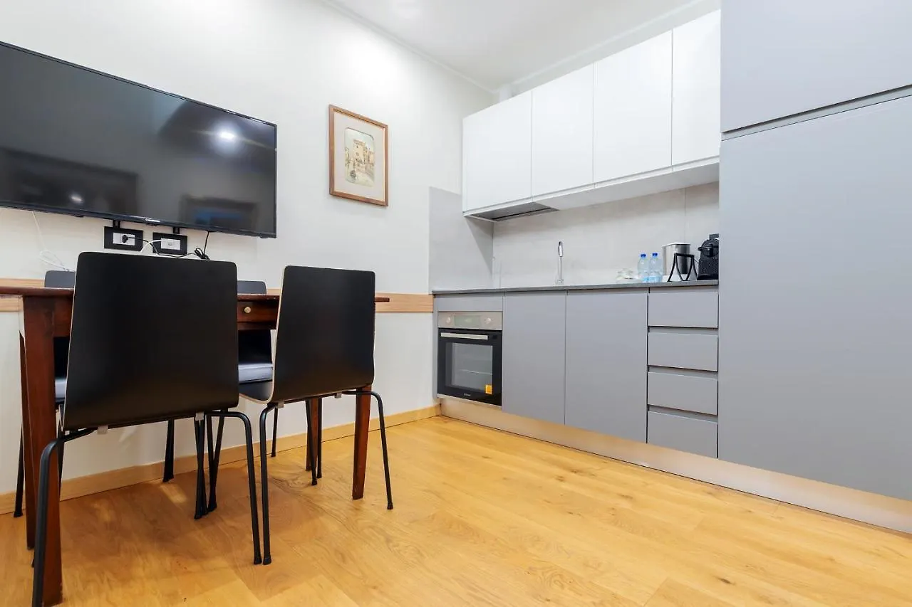Milan Retreats Cadorna Duomo Apartment