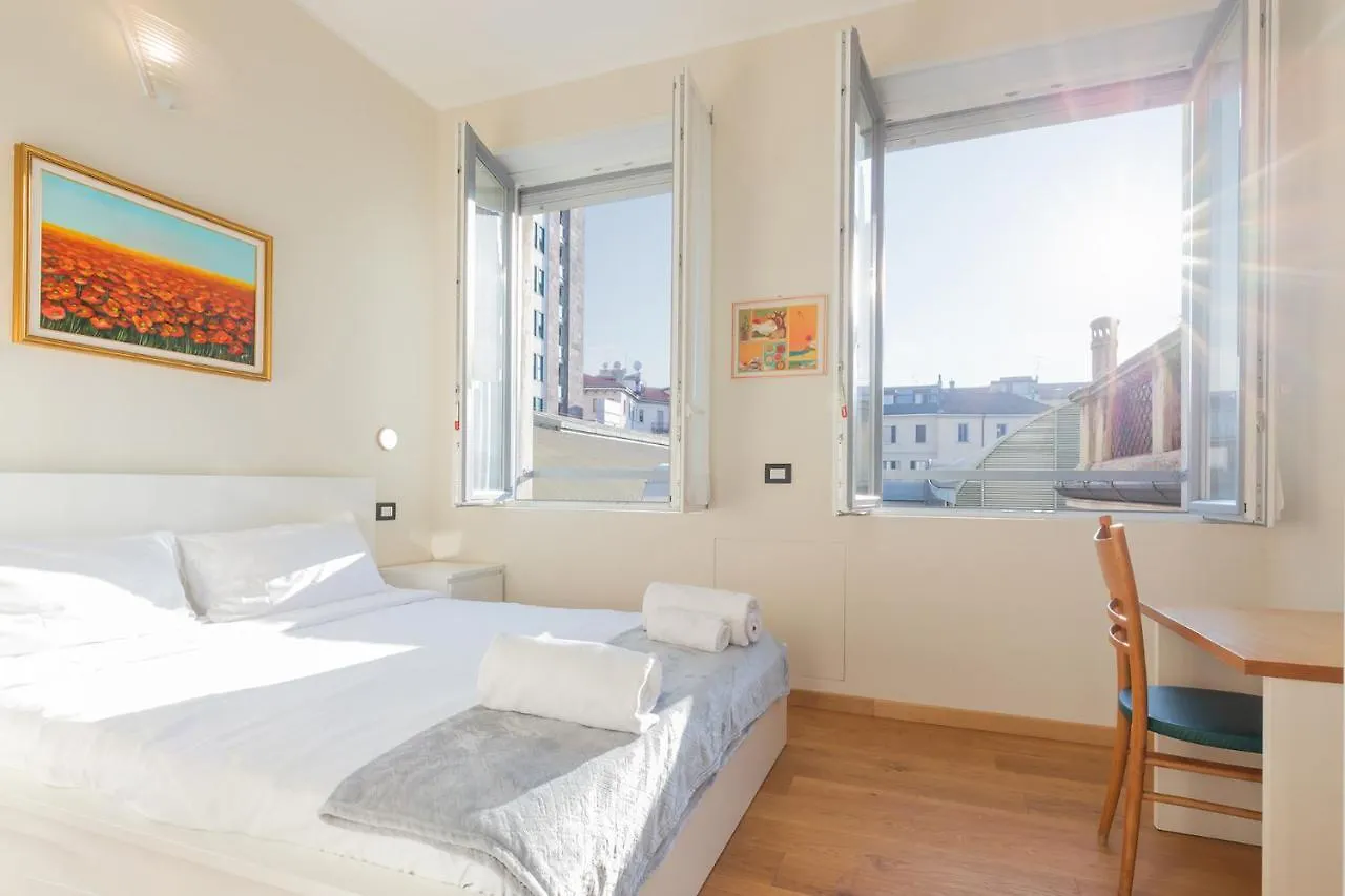 شقة Milan Retreats Cadorna Duomo إيطاليا